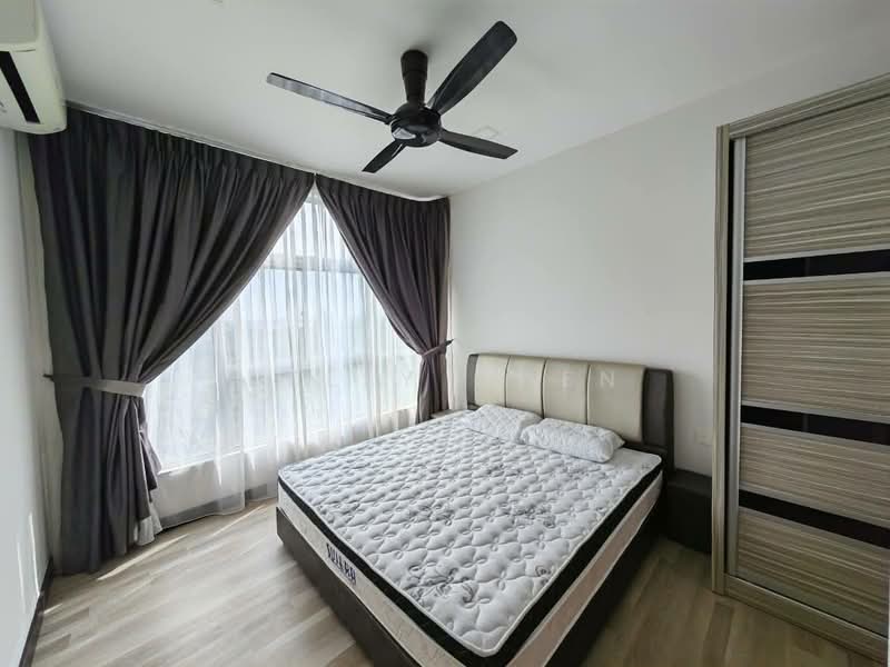 Apartment for Sale at D'Rich Executive Suites - Kelly Chen - Bedroom - PropertyGuru.com.my