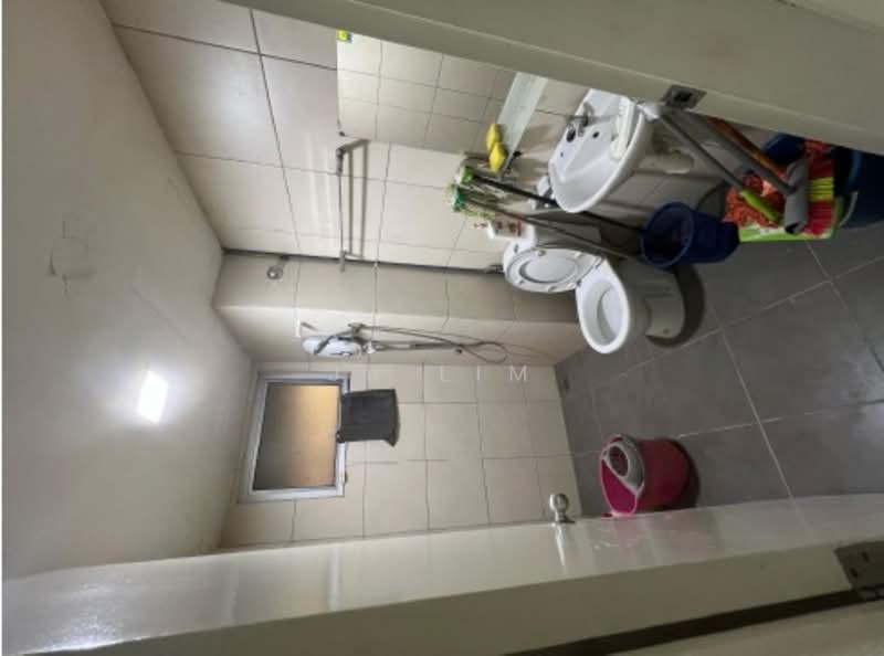Apartment for Rent at Selesa - JJ Lim - Bathroom - PropertyGuru.com.my