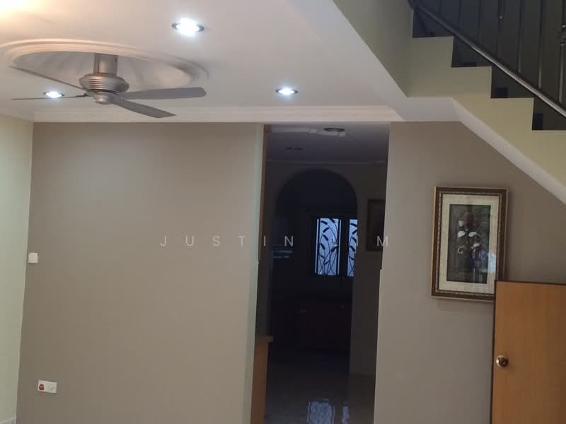 2-storey Terraced House for Sale in Bandar Putra Permai (Seri Kembangan) - Justin Lim - Interior - PropertyGuru.com.my