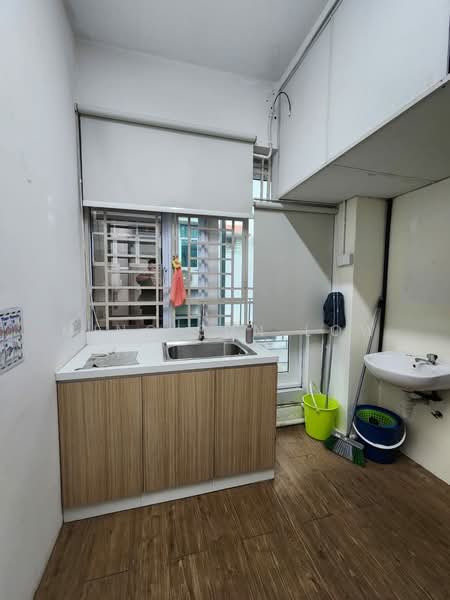 Office for Rent in Bandar Puteri Puchong (Puchong) - Ming Sun Low - Kitchen - PropertyGuru.com.my