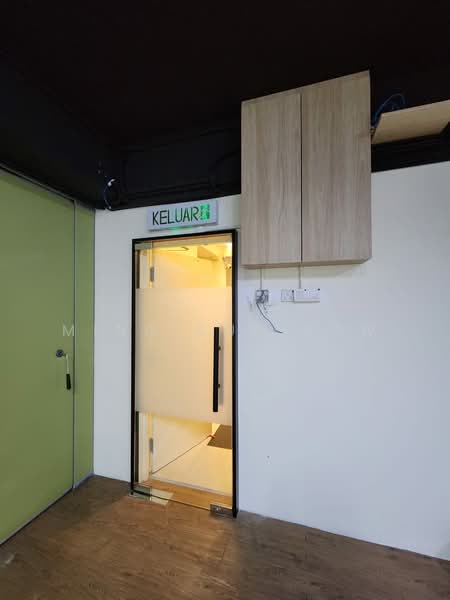 Office for Rent in Bandar Puteri Puchong (Puchong) - Ming Sun Low - Entrance - PropertyGuru.com.my