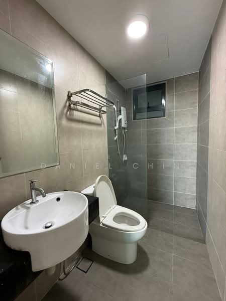 Service Residence for Sale at Liberty @ Arc - Daniel Chin - Bathroom - PropertyGuru.com.my