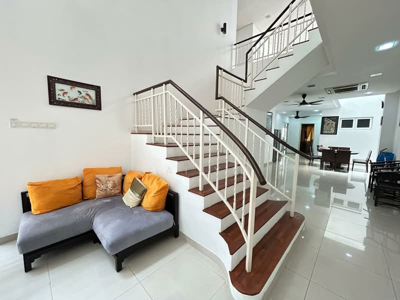 2-storey Terraced House for Sale in Temasya Glenmarie (Glenmarie) - Lai YK - Living Room - PropertyGuru.com.my