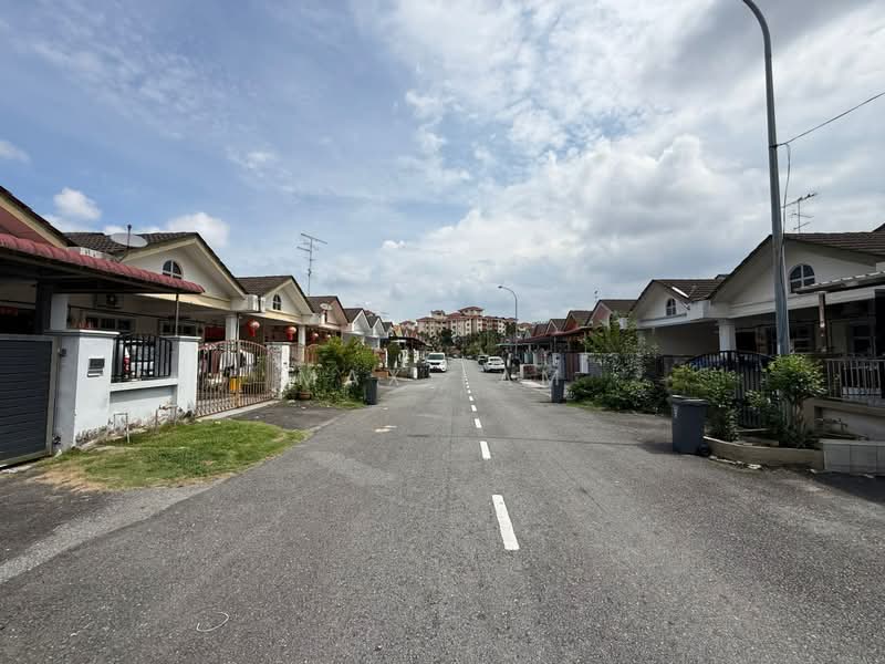 1-storey Terraced House for Sale in Bukit Indah (Iskandar Puteri (Nusajaya)) - Max Lam - Exterior - PropertyGuru.com.my