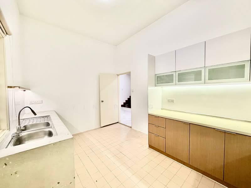 2-storey Terraced House for Rent in Taman Tun Dr Ismail (Kuala Lumpur) - Yin Peng . - Kitchen - PropertyGuru.com.my