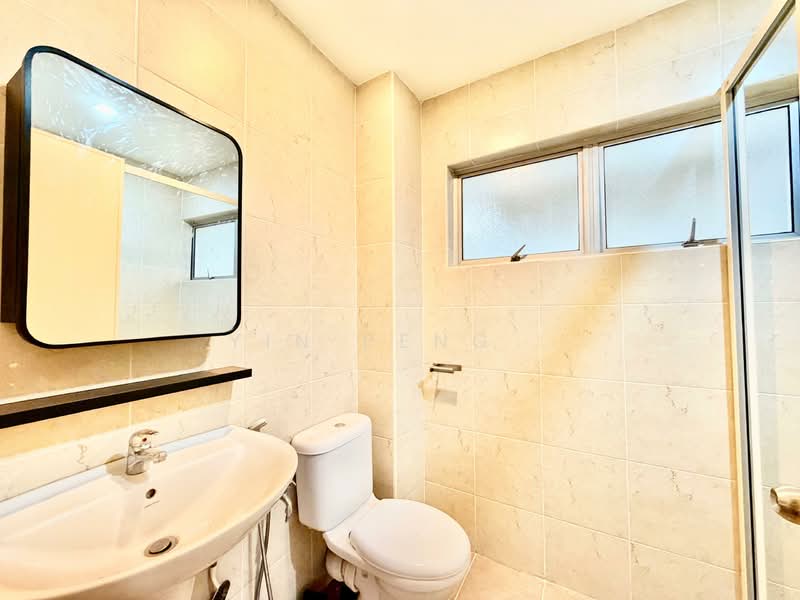 2-storey Terraced House for Rent in Taman Tun Dr Ismail (Kuala Lumpur) - Yin Peng . - Bathroom - PropertyGuru.com.my