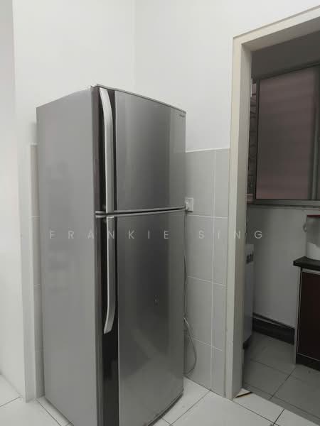 Apartment for Rent at Residensi Seri Wahyu - Frankie Sing - Kitchen - PropertyGuru.com.my