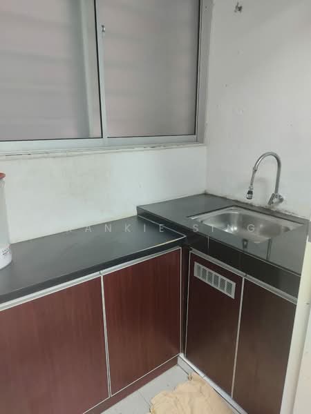 Apartment for Rent at Residensi Seri Wahyu - Frankie Sing - Kitchen - PropertyGuru.com.my