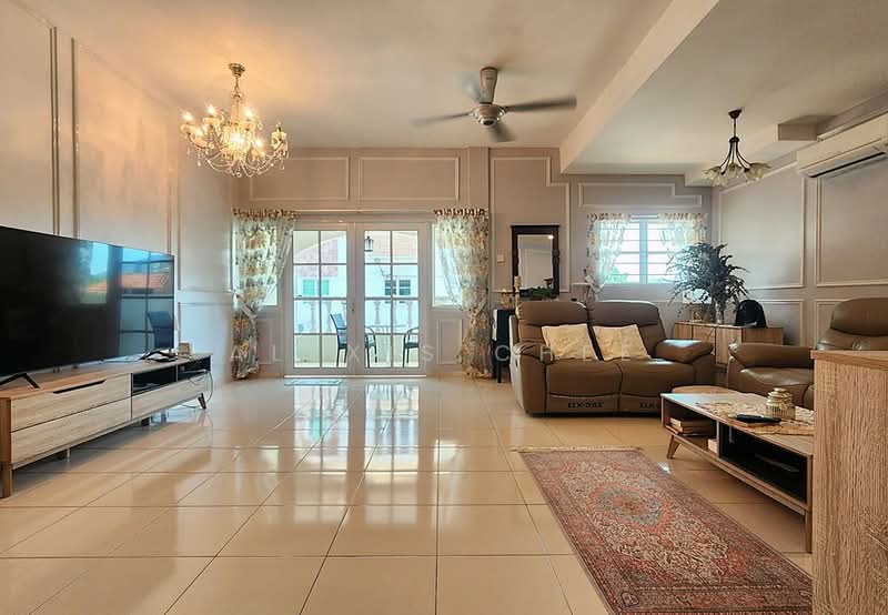 Rumah Teres 3 Tingkat untuk Dijual di Ipoh (Perak) - Alexis Chee - Living Room - PropertyGuru.com.my