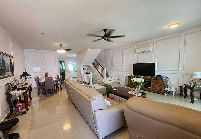 Rumah Teres 3 Tingkat untuk Dijual di Ipoh (Perak) - Alexis Chee - Living Room - PropertyGuru.com.my