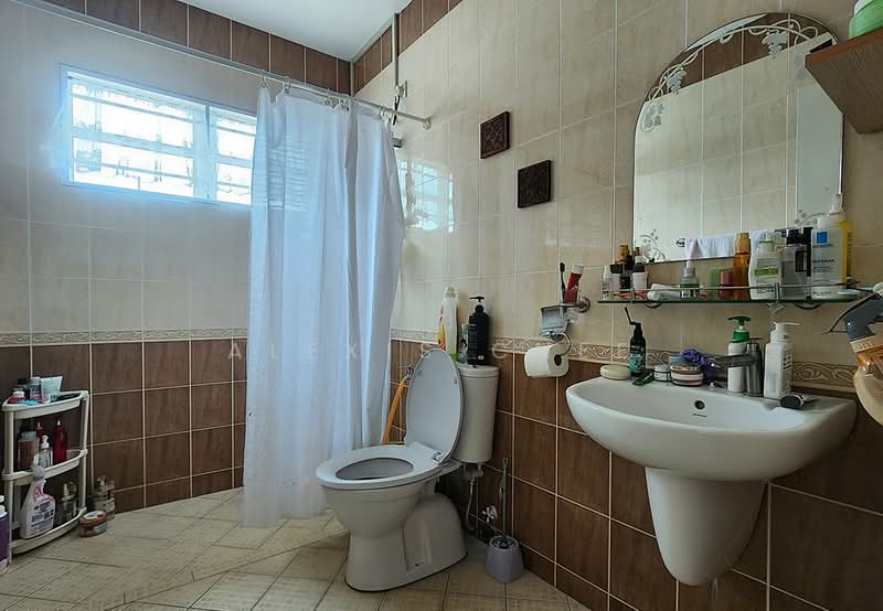 Rumah Teres 3 Tingkat untuk Dijual di Ipoh (Perak) - Alexis Chee - Bathroom - PropertyGuru.com.my
