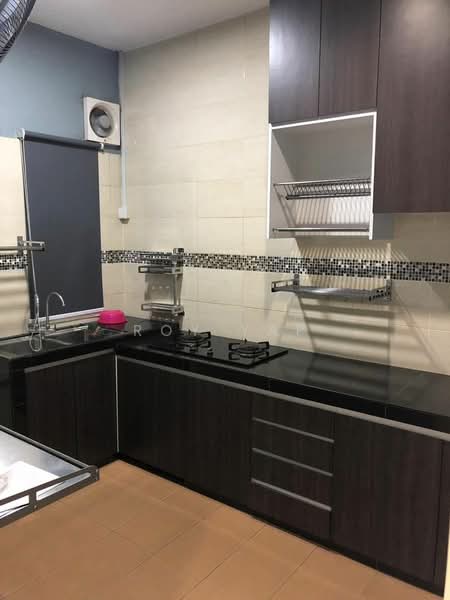 Taman Megah Ria untuk Untuk Dijual - RM 538,000, Apr 2026 - Kitchen - PropertyGuru.com.my