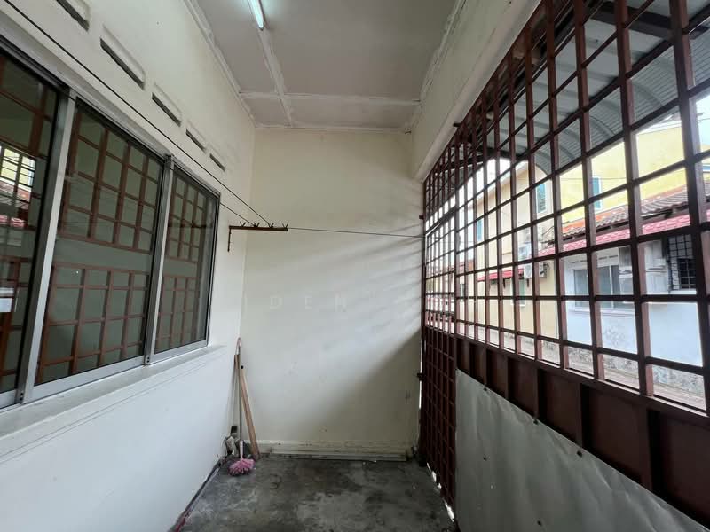 1-storey Terraced House for Sale in Taman Universiti (Skudai) - Aiden Goh - Exterior - PropertyGuru.com.my