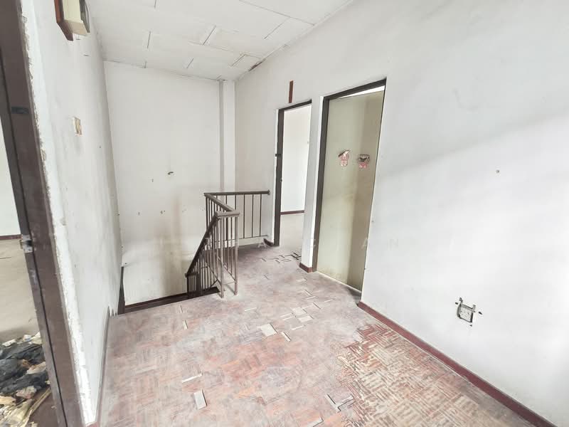 2-storey Terraced House for Sale in Taman Sungai Besi Indah (Seri Kembangan) - Hetha Chan - Interior - PropertyGuru.com.my