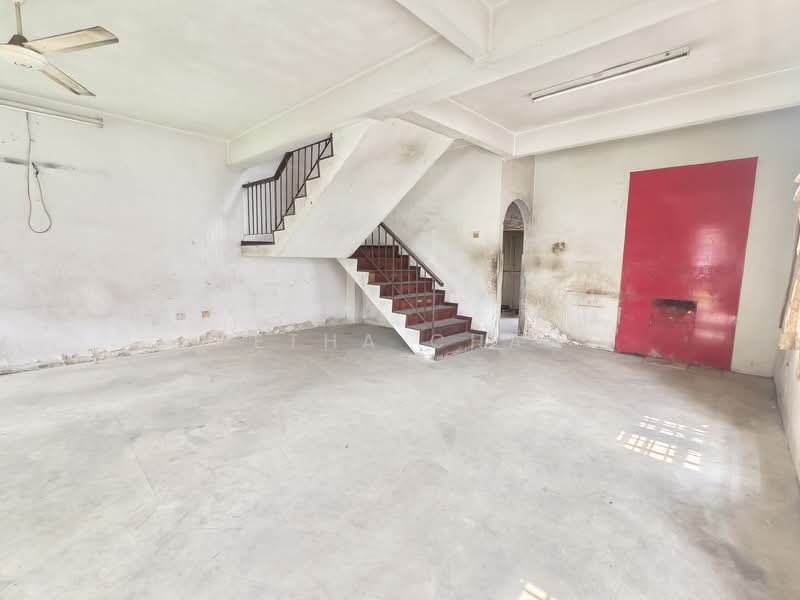 2-storey Terraced House for Sale in Taman Sungai Besi Indah (Seri Kembangan) - Hetha Chan - Interior - PropertyGuru.com.my