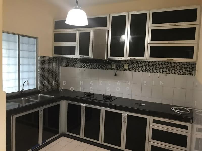 2-storey Terraced House for Sale in Bandar Putra Permai (Seri Kembangan) - Mohd Hazlan bin Mohd Sopi - PropertyGuru.com.my