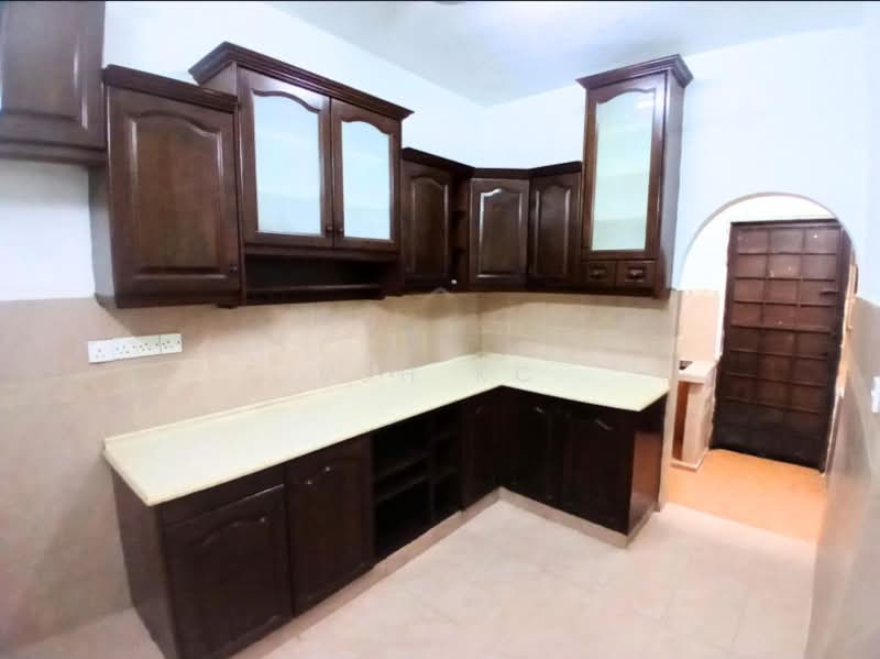 Bandar Sungai Long 2 Storey Sek 7(SL7) untuk Untuk Disewa - RM 1,500 /bulan, Apr 2026 - Kitchen - PropertyGuru.com.my