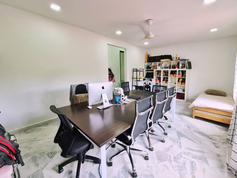 Bungalow for Sale in Seksyen 8 (Shah Alam) - Khairul Syafiq - Study - PropertyGuru.com.my