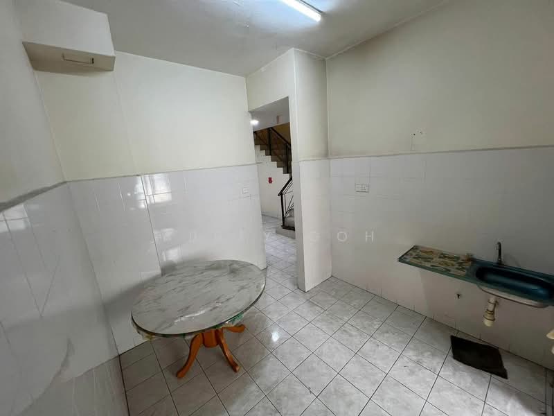 2-storey Terraced House for Rent in Bandar Tasek Mutiara (Simpang Ampat) - Abbey Goh - Kitchen - PropertyGuru.com.my