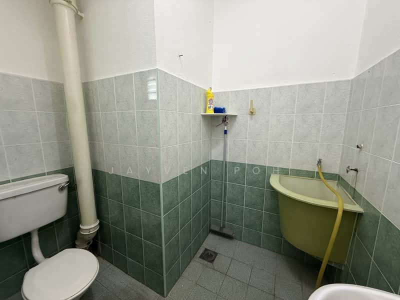 Terraced House for Rent in Sungai Ara (Penang) - Jayven Poh - Bathroom - PropertyGuru.com.my