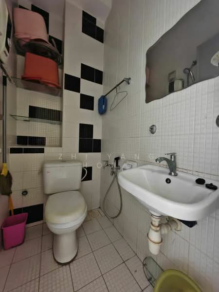 Apartment for Sale at The Sky Executive Suites - Zhi Yang Hong - Bathroom - PropertyGuru.com.my