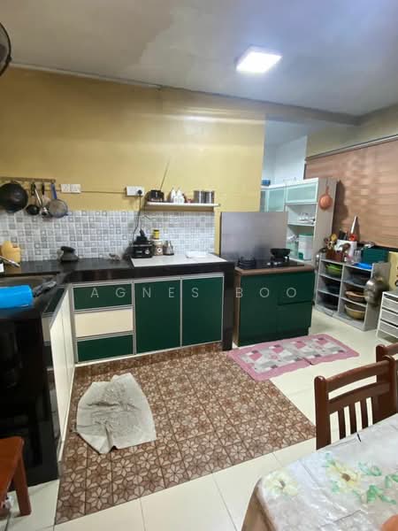 1.5-storey Terraced House for Sale in Taman Pelangi Indah (Ulu Tiram) - Agnes Boo - Kitchen - PropertyGuru.com.my