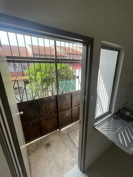 2-storey Terraced House for Rent in Seksyen U17 (Shah Alam) - Lee Yuqi - Kitchen - PropertyGuru.com.my