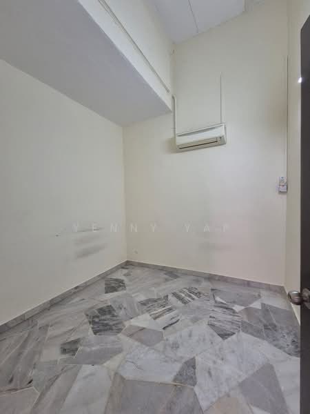 Bandar Sri Damansara untuk Untuk Disewa - RM 1,800 /bulan, Apr 2026 - Interior - PropertyGuru.com.my
