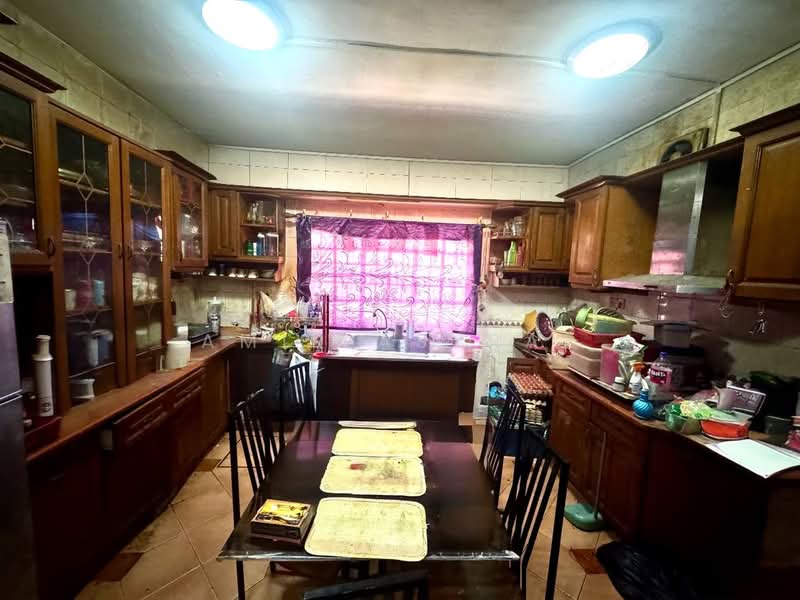 For Sale - Seksyen 6