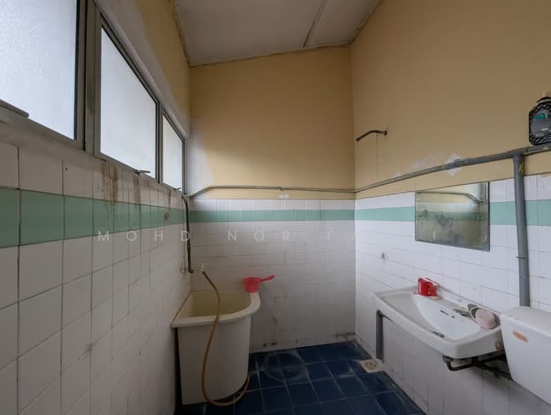 Section 11 untuk Untuk Dijual - RM 540,000, Apr 2026 - Bathroom - PropertyGuru.com.my