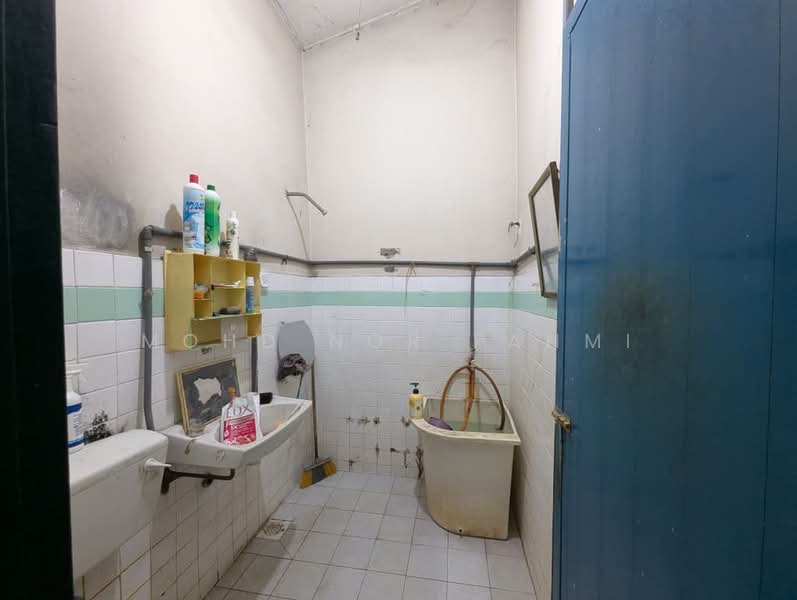 Section 11 untuk Untuk Dijual - RM 540,000, Apr 2026 - Bathroom - PropertyGuru.com.my