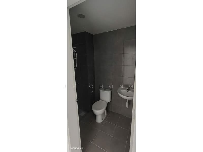 Condominium for Rent at Residensi Sateria - JB Chong - Bathroom - PropertyGuru.com.my