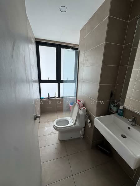 Servis Apartment untuk Disewa di D'sara Sentral - Jason Low - Bathroom - PropertyGuru.com.my