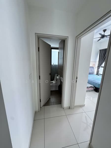Servis Apartment untuk Disewa di D'sara Sentral - Jason Low - Corridor - PropertyGuru.com.my