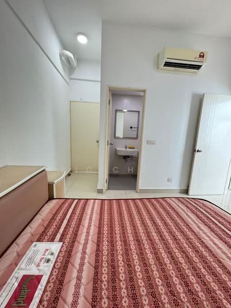 Condominium for Rent at Elit Heights @ Bayan City - Eric Cheah - Bedroom - PropertyGuru.com.my