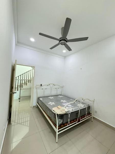 Condominium for Rent at Elit Heights @ Bayan City - Eric Cheah - Bedroom - PropertyGuru.com.my