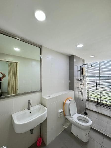 Condominium for Rent at Elit Heights @ Bayan City - Eric Cheah - Bathroom - PropertyGuru.com.my