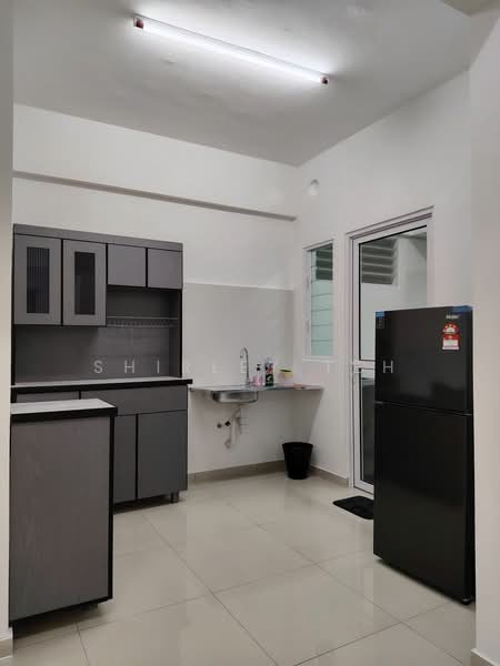 Havana Beach Residences untuk Untuk Disewa - RM 1,700 /bulan, Apr 2026 - Kitchen - PropertyGuru.com.my