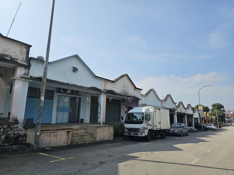 Shop for Sale in Bandar Bukit Puchong (Puchong) - Wendy Chin - Exterior - PropertyGuru.com.my