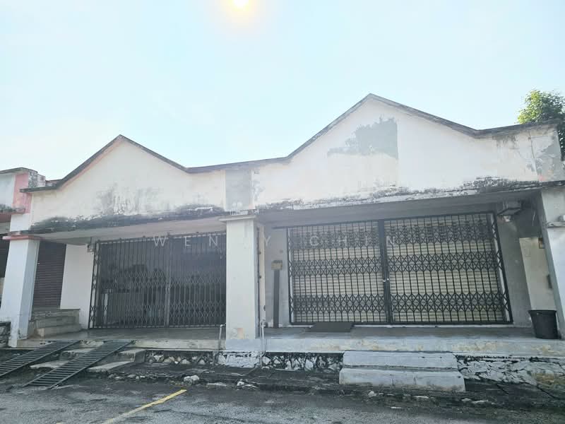 Shop for Sale in Bandar Bukit Puchong (Puchong) - Wendy Chin - Exterior - PropertyGuru.com.my