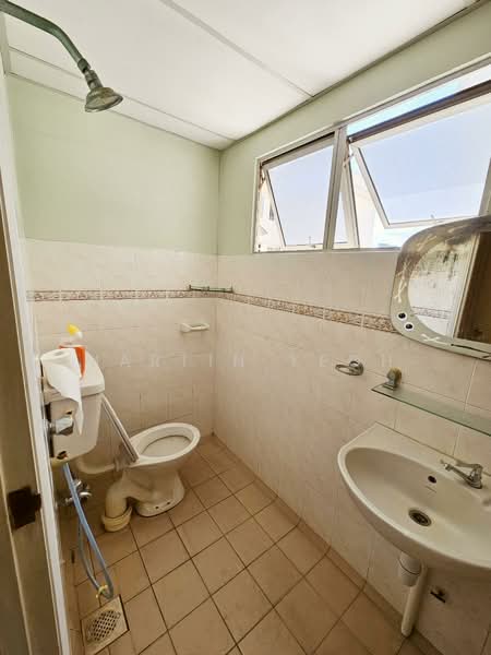 Pangsapuri Saraka untuk Untuk Dijual - RM 280,000, Apr 2026 - Bathroom - PropertyGuru.com.my