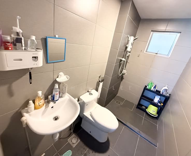 Condominium for Sale at Spring Avenue (Kuchai Damai) - Ashley Lee - Bathroom - PropertyGuru.com.my