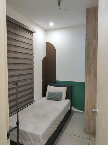 Service Residence for Rent at Kenwingston Avenue - Kean Phang - Bedroom - PropertyGuru.com.my