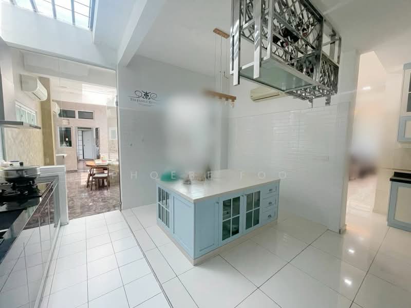 Cluster House for Sale in Bukit Indah (Iskandar Puteri (Nusajaya)) - Phoebe Foo - Kitchen - PropertyGuru.com.my