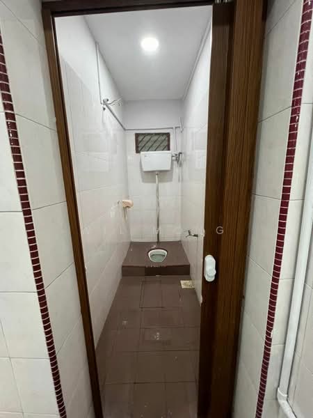 2-storey Terraced House for Sale in Taman Johor Jaya (Johor Bahru) - Wil Mong - Bathroom - PropertyGuru.com.my