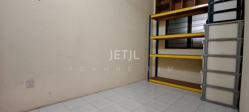 Taman Saga Klang Double Storey House 20x80 untuk Untuk Dijual - RM 550,000, Apr 2026 - Interior - PropertyGuru.com.my