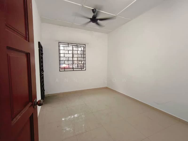 Taman Senai Baru untuk Untuk Disewa - RM 2,100 /bulan, Apr 2026 - Interior - PropertyGuru.com.my