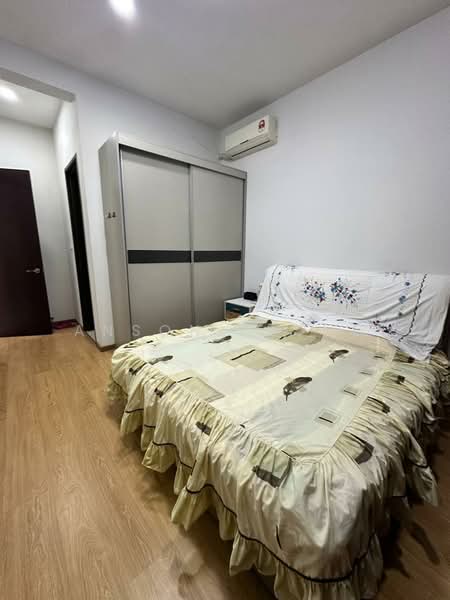 Condominium for Sale at Bay Point @ Country Garden Danga Bay - Anson Hiong - Bedroom - PropertyGuru.com.my