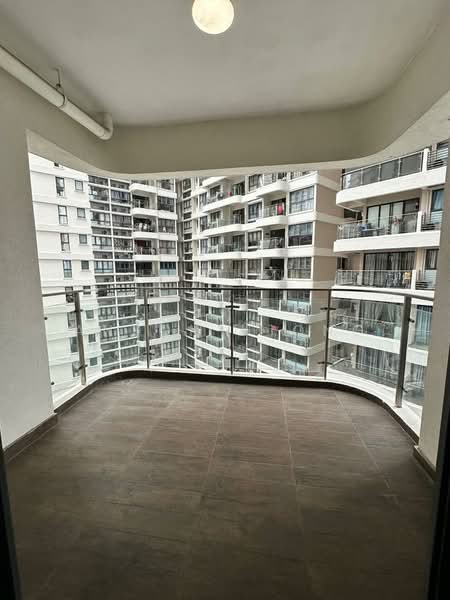 Condominium for Sale at Bay Point @ Country Garden Danga Bay - Anson Hiong - Balcony - PropertyGuru.com.my