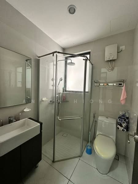 Condominium for Sale at Bay Point @ Country Garden Danga Bay - Anson Hiong - PropertyGuru.com.my